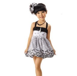 卡嘟嘟童裝加盟店 開啟童裝事業(yè)新篇章